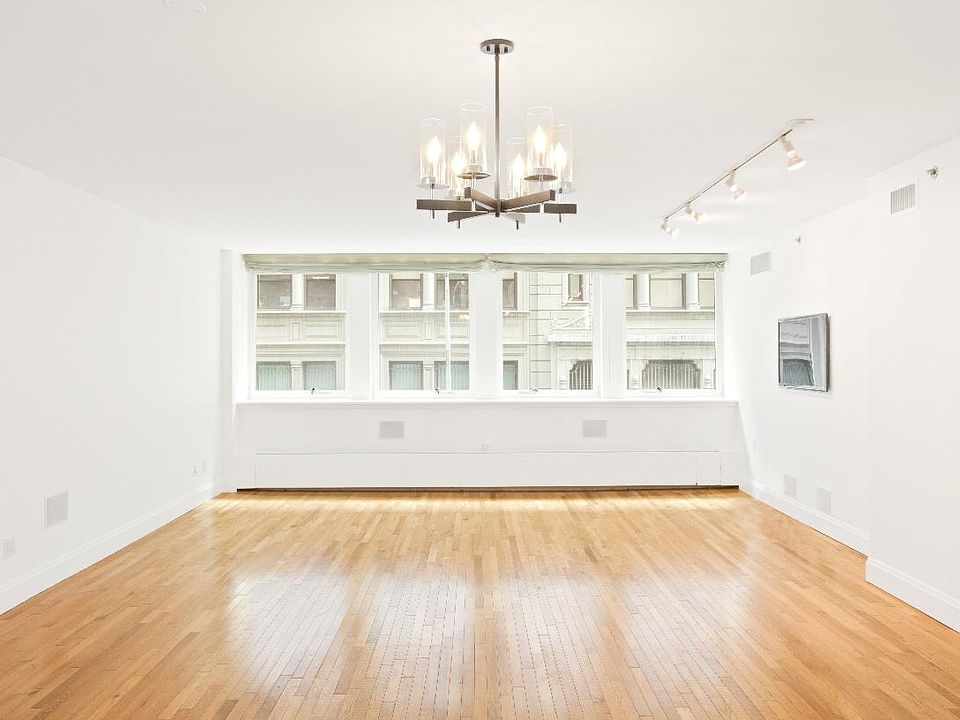 1st image of 121 W 19th St APT 2C