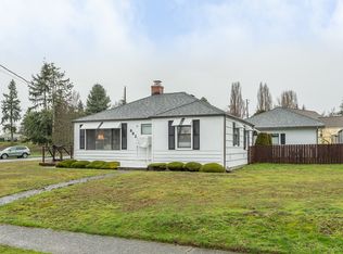 682 SW 137th St, Burien, WA 98166