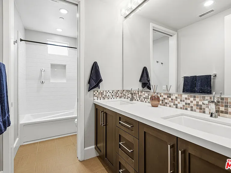 12775 Bluff Creek Dr #1 — Photo 24