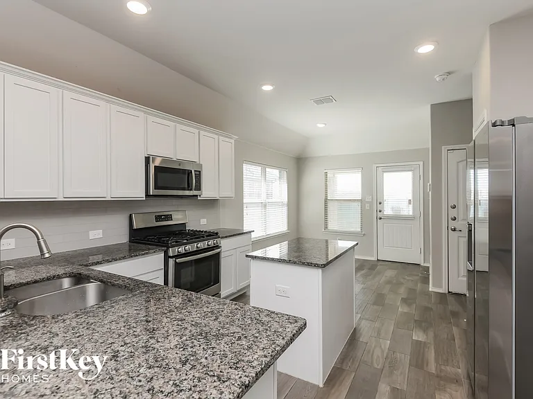 5825 Dew Plant Way — Photo 5