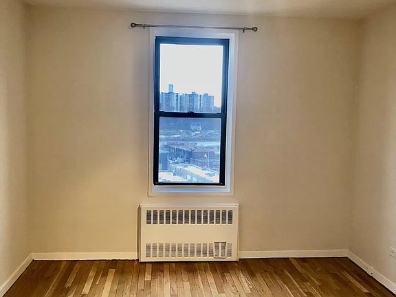 5th image of 70 Park Ter E APT 6E