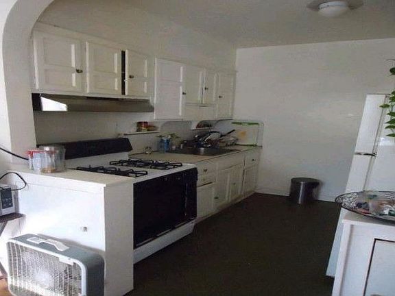 4th image of 24-39 82nd St