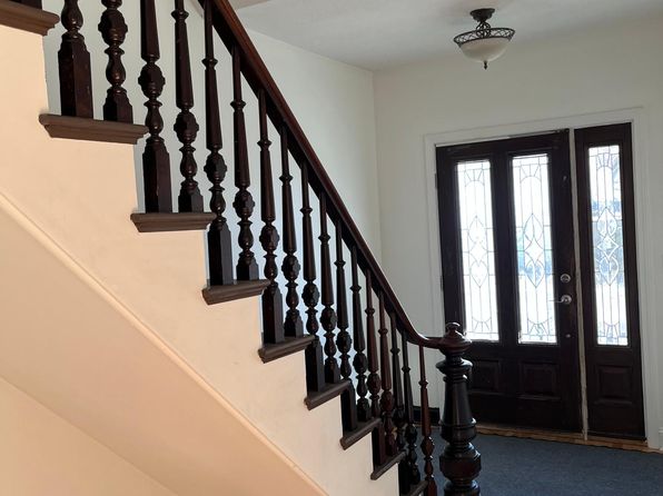 9 Beacon St APT A