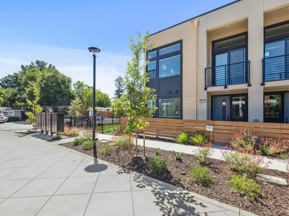 10145 Elder Place Plan #4-01-3, Saratoga, CA 95070