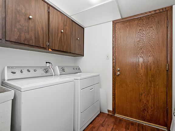 5th image of 10700 S Keating Ave APT 2
