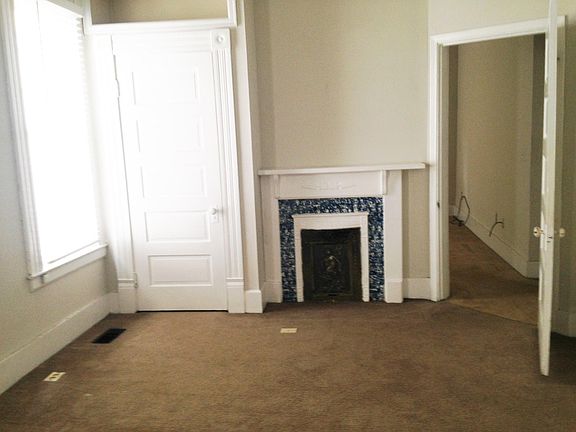 2nd image of 243 Lexington Ave