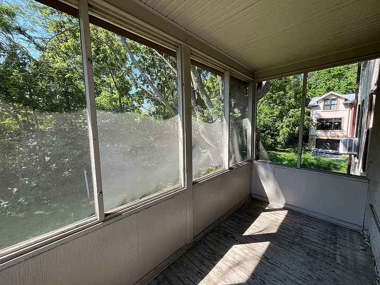 205 S Willow St #B — Photo 12