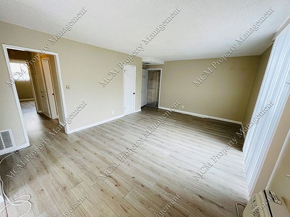 2nd image of 932 N Sierra Bonita Ave APT 5