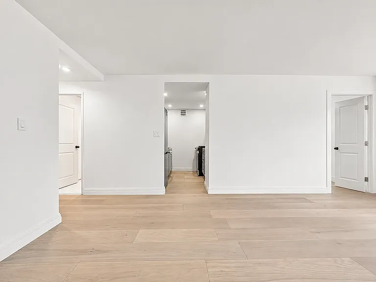 50 Lexington Ave #12D — Photo 11
