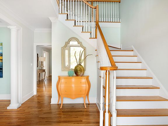 3rd image of 3025 Brownell Ave