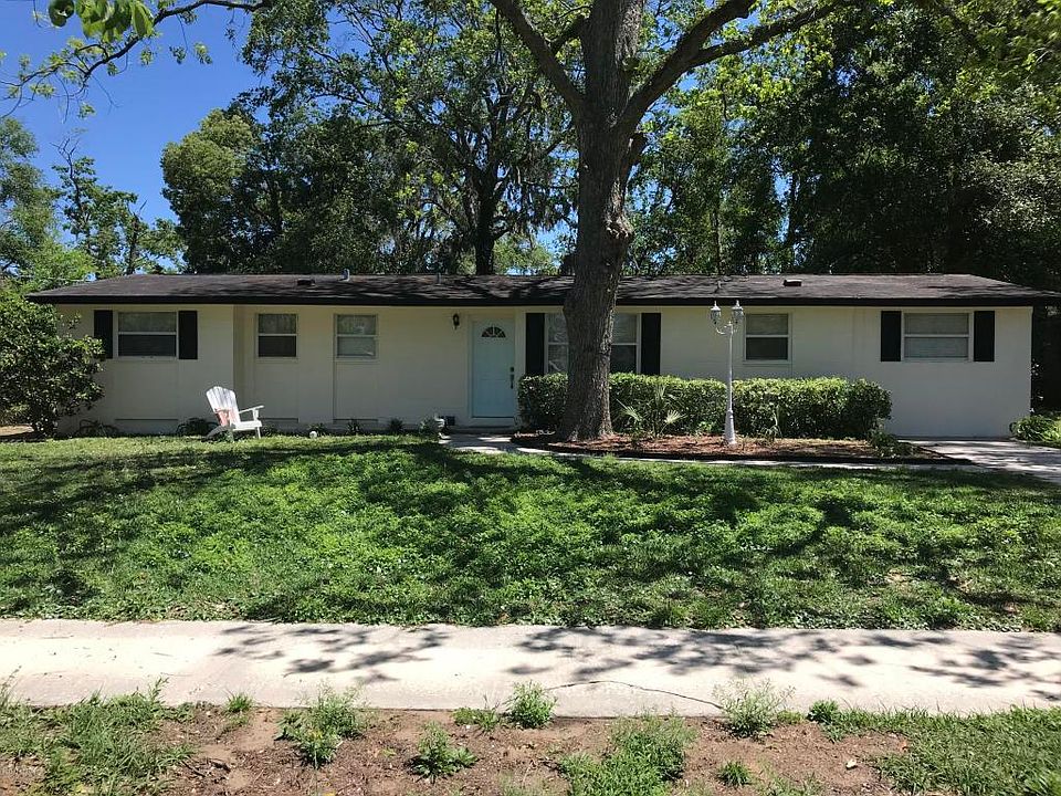 1st image of 1111 Knobb Hill Dr