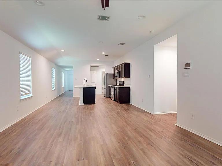 16873 Short Pines Dr — Photo 6