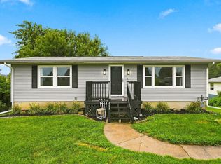 408 S 10th Ave, New Windsor, IL 61465