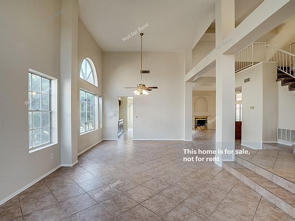 5th image of 3718 E Windsong Dr