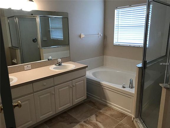 4th image of 10608 Logan Chase Ln