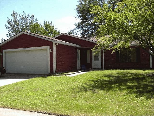 1st image of 1054 Crestwood Ln