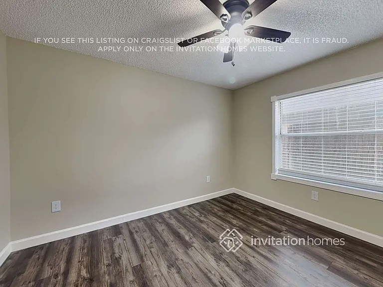 1341 Gangplank Dr — Photo 9