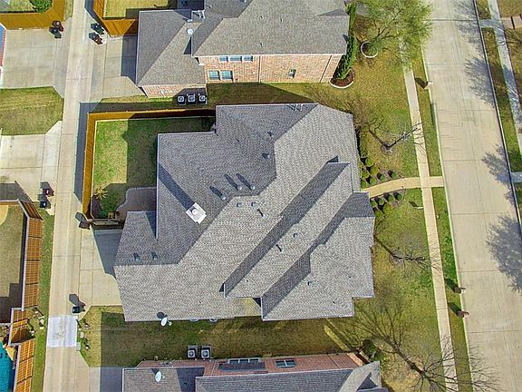 2nd image of 2237 Stanmore Ln