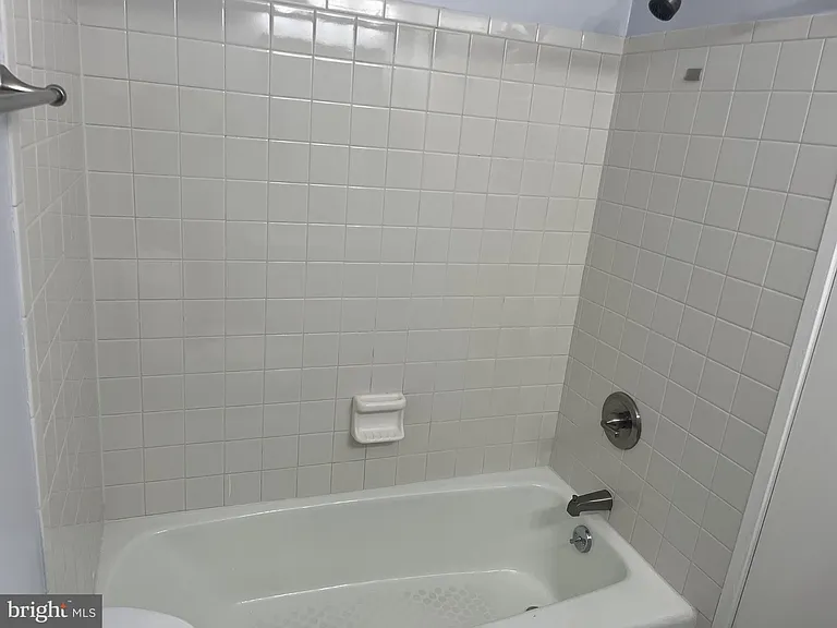 2435 18th St NE #2435 — Photo 30