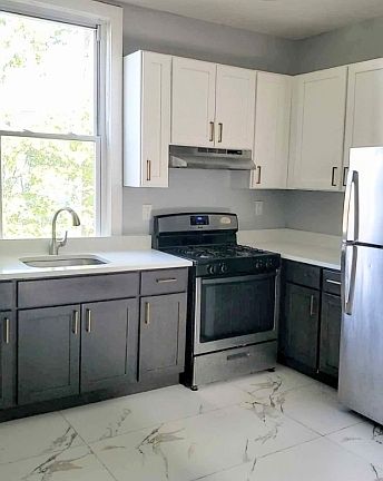 5th image of 129 22Nd St