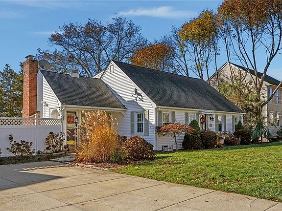 2nd image of 38 Angela Ave