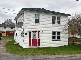 10-16 Hill Avenue, Clarkes Beach, NL A0A1W0