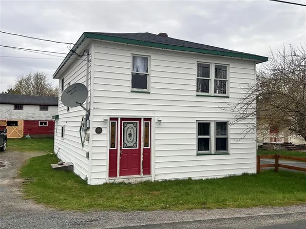 10-16 Hill Avenue, Clarkes Beach, NL A0A1W0