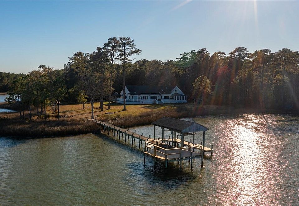 1247 Potato Neck Rd, Port Haywood, VA 23138 MLS 2305400 Zillow