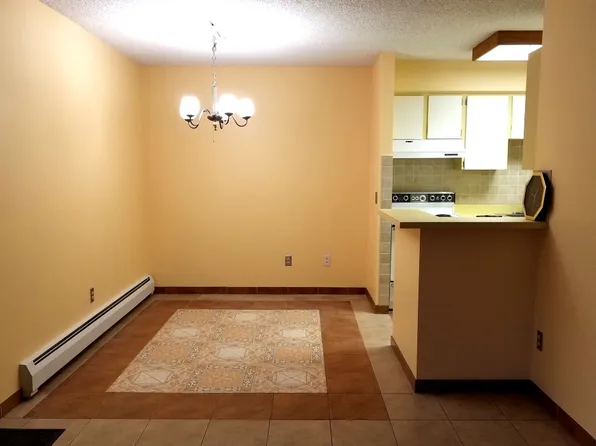 5770 E Warren Ave APT 103, Denver, CO 80222