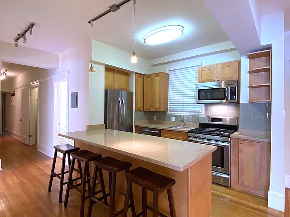 4th image of 887 Bush St #3