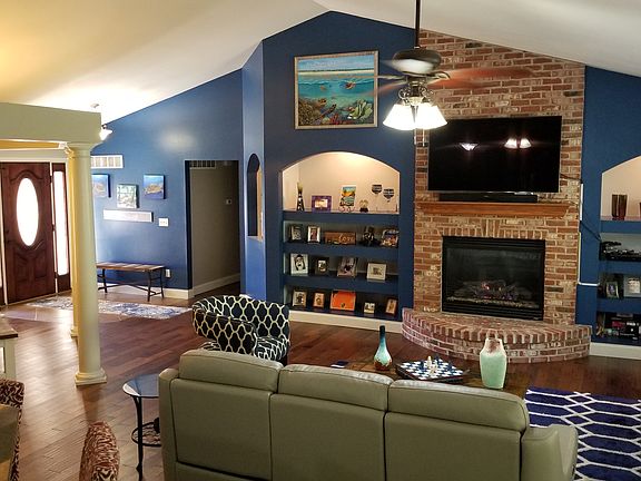 Living room with fireplace