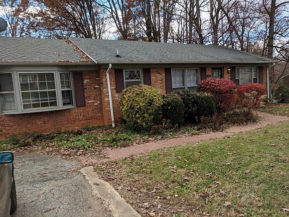 2nd image of 456 Briar Cliff Cir