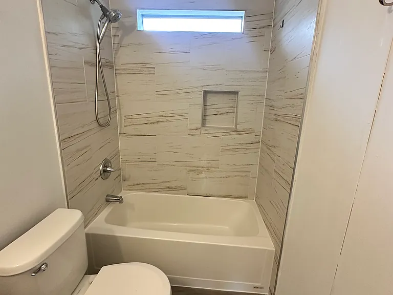 127 Shady Pines Dr — Photo 3