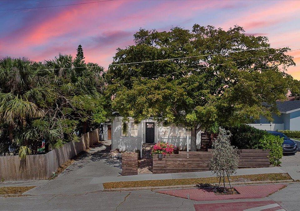 1st image of 815 Omar Road