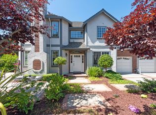 131 Giffin Rd, Los Altos, CA 94022