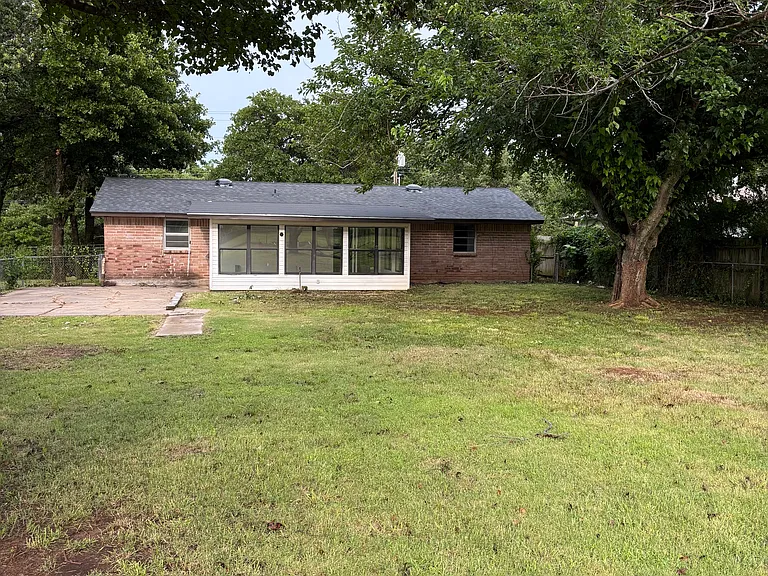 1505 N Indian Meridian Rd — Photo 22