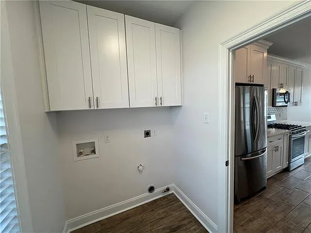 2708 Volpe Dr — Photo 7