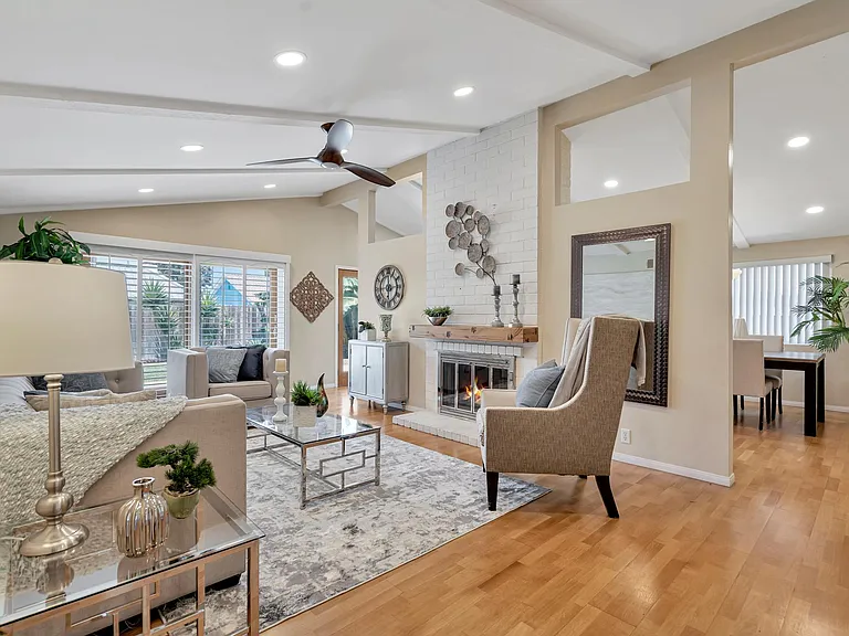 9131 Warfield Dr — Photo 16