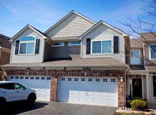 11985 Brunschon Ln, Huntley, IL 60142