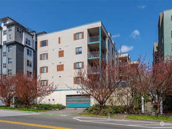 3256 SW Avalon Way #102, Seattle, WA 98126