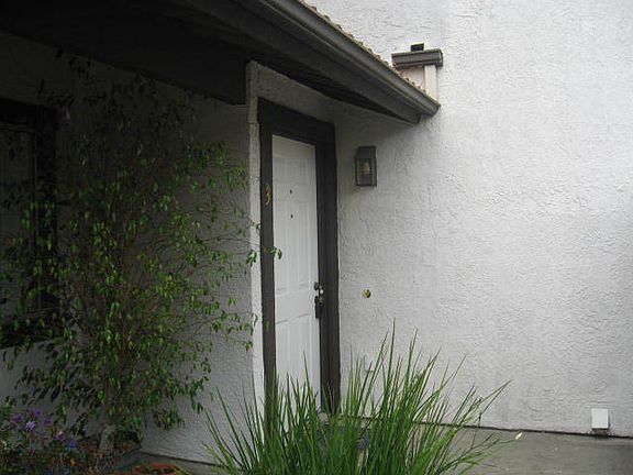 2nd image of 724 Summerwood Ln APT 3