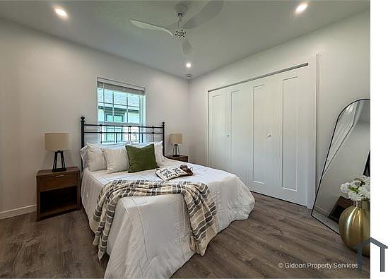5th image of 206 SE 21st Ter #4