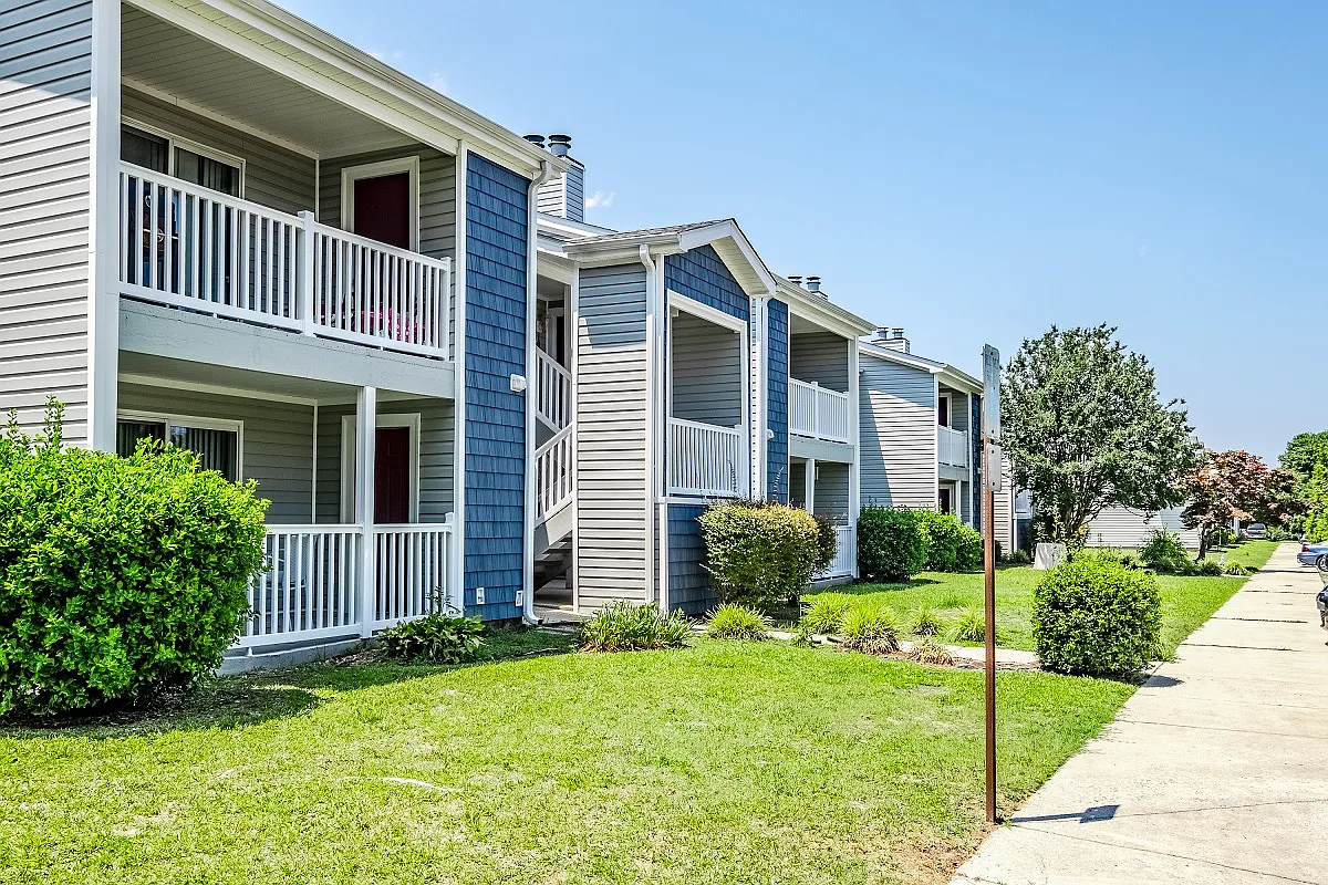 Blue Ridge Apartments — Photo 4
