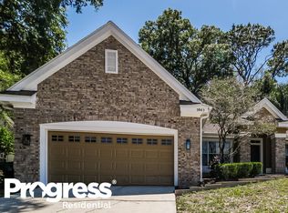 2063 Sawgrass Dr, Apopka, FL 32712