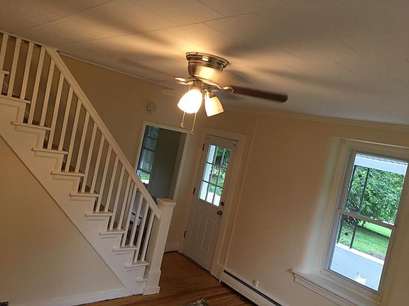 LR Entrance right of front door and stairs