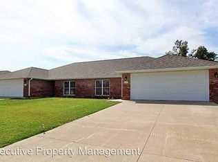 2315 Winesap Dr, Jackson, MO 63755