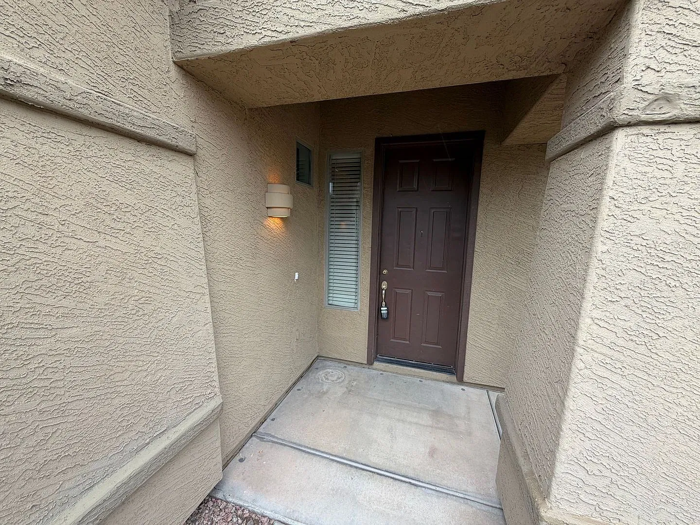 3 Bedroom - 2 Bath - 1435 Sq. Ft. Home in Chandler — Photo 2