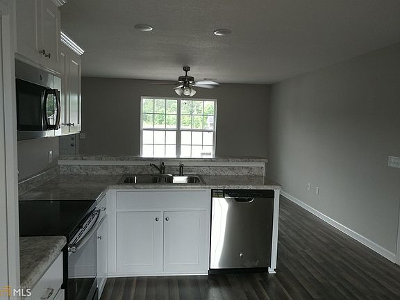 5th image of 115 Bull Bay Dr #8