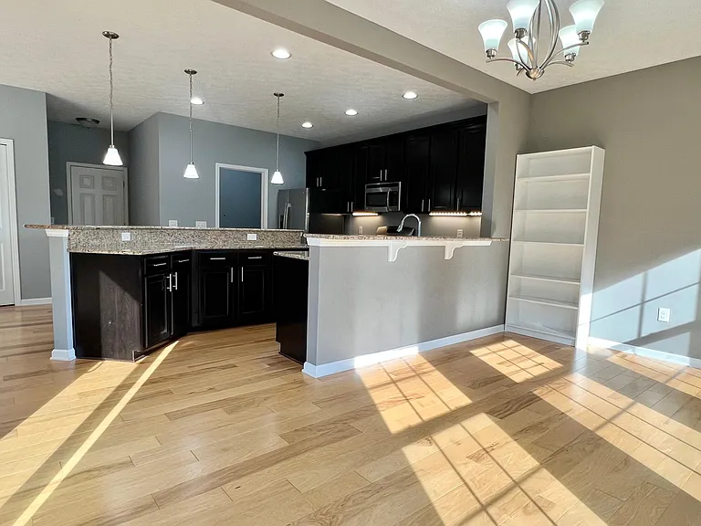 10454 Dogwood Dr — Photo 8
