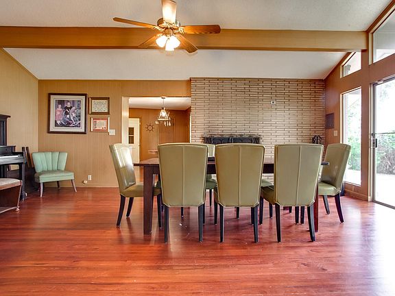 3rd image of 51 Oak Hill Cir #L